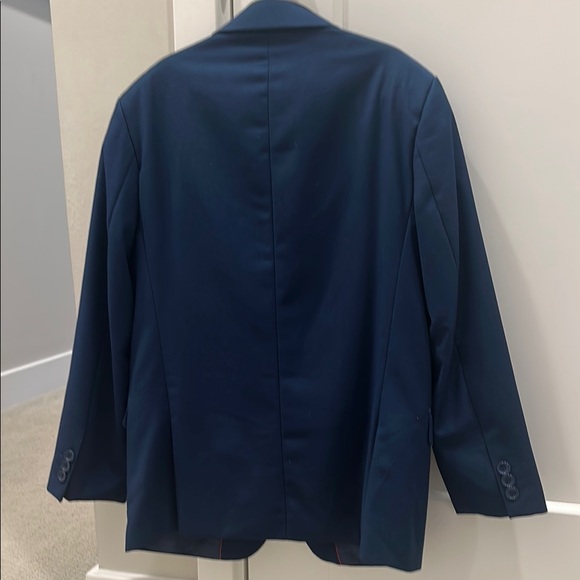 Boys 6 piece navy suit. Size 12. Only worn once. - Picture 3 of 13